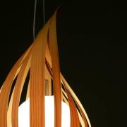 LZF Raindrop keskikokoinen riipusvalaisin, kirsikka