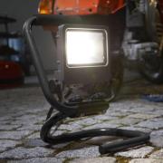 LEDVANCE Worklight -LED-työvalaisin S-Stand 20 W