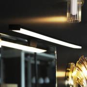 Kos LED-peilivalaisin, leveys 40 cm, musta alumiini IP44