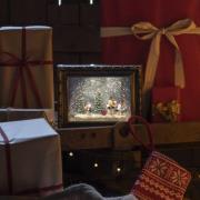 LED koristeellinen valo kuvakehys lumiukkojen kanssa