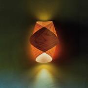 LZF seinälamppu Orbit, kirsikkapuun värinen, leveys 19 cm, puu