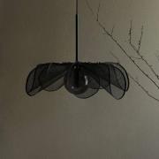 Riippuvalaisin Styrka, Ø 63 cm, musta/savuharmaa, banaanikuitu