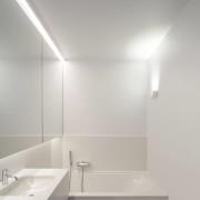 WEVER & DUCRÉ LED-ulkoseinälamppu Train 2.0 ylös/alas valkoinen 930