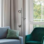 LED-lattiavalo Romeo, korkeus 150 cm, musta, metalli, 3-lamppuinen.