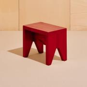 HAY Manolito-jakkara, punainen mänty, 30 x 20 x 25 cm