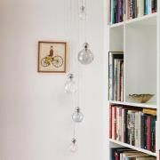 EBB & FLOW Uva M riippuvalo, pallo hopea savuharmaa