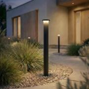 Lindby LED-pylväsvalaisin Cirel, korkeus 65 cm, musta, IP65