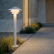 Lucande LED-pylväsvalaisin Montaro, 110 cm, valkoinen, IP54