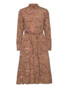 Belting-Print Tie-Front Crepe Shirtdress Polvipituinen Mekko Brown Lau...