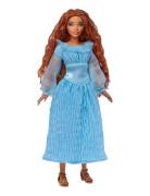 Disney Princess Disney The Little Mermaid Ariel On Land Fashion Doll T...