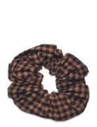 Gingham Scrunchie Accessories Hair Accessories Scrunchies Brown Becksö...